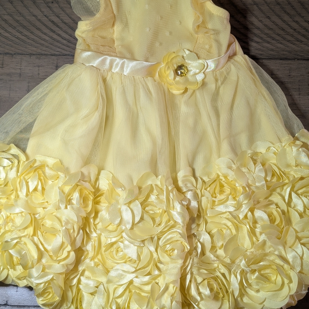 SHEIN Yellow Floral Kids Dress